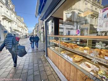 Vente commerce 330m² Angoulême centre piétonnier