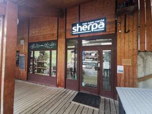 Vente  Magasin  Alimentation Manigod