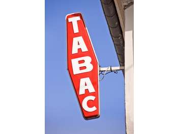 Vend Tabac Loto Presse Bimbeloteries à Marseille