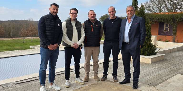 VERTIKAL® - Après une carrière de cadre ou la cession de leur entreprise, ils se lancent dans la rénovation de façades