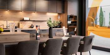 Franchise AVIVA cuisines et aménagements : opportunités de reprise et création