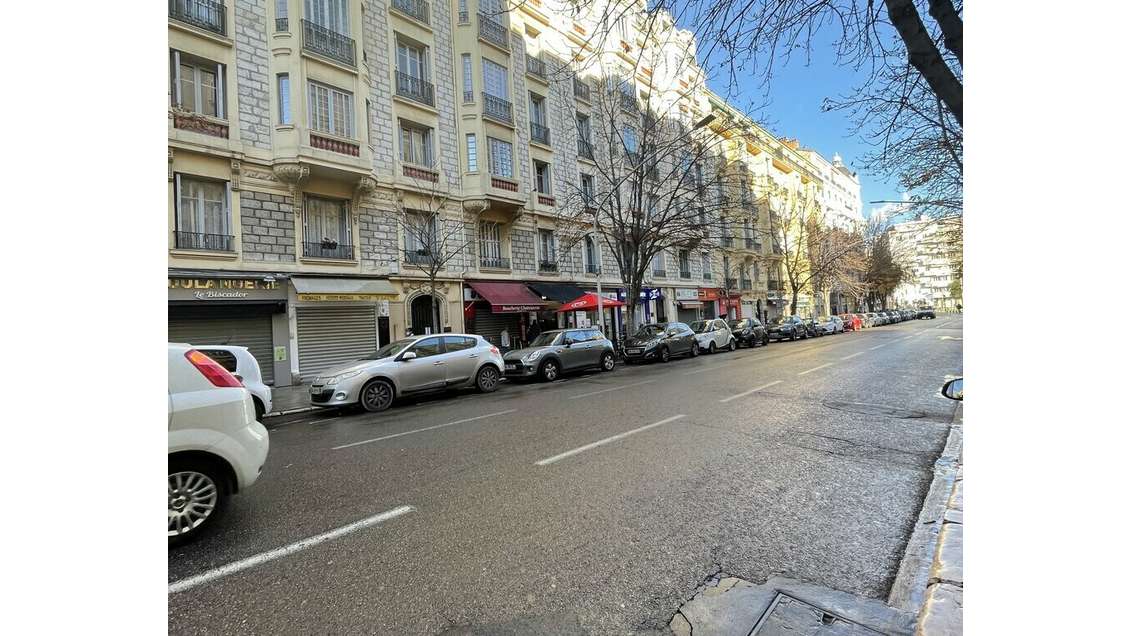 Droit au bail boutique de 90m² à Nice Libération