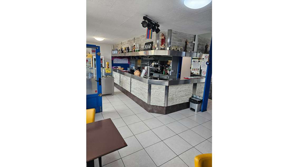 Vente FDC restaurant devant la Mairie à Donges