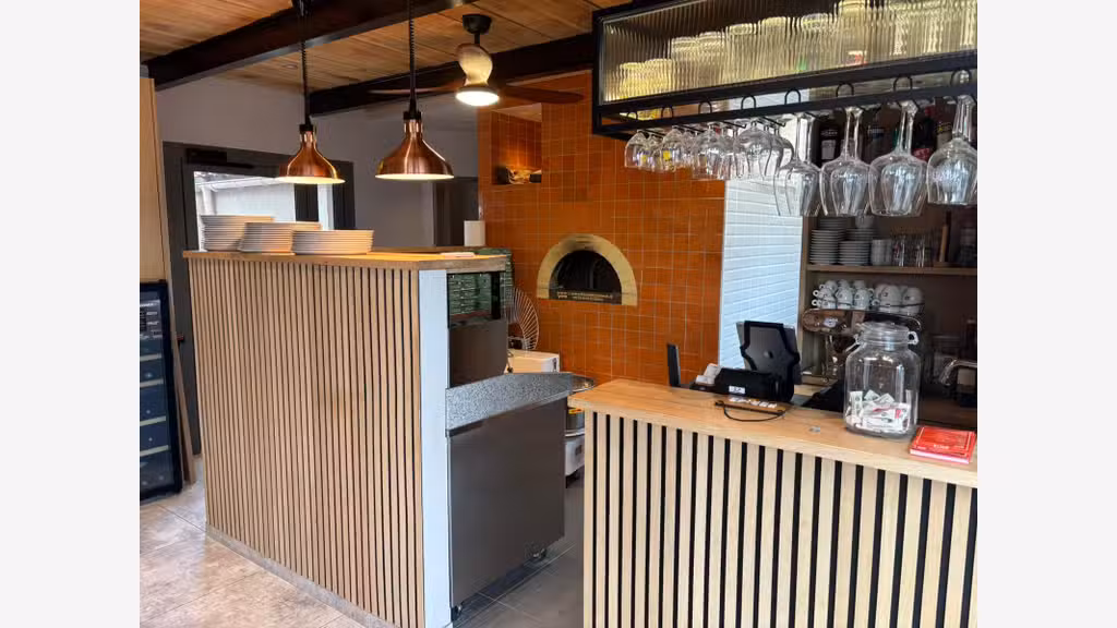 AV restaurant italien axe St Remy Prov./ Cavaillon