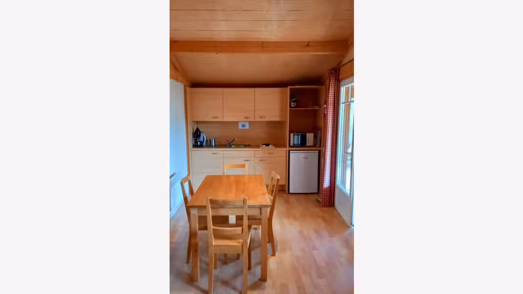 Vend FONDS DE COMMERCE camping - restaurant