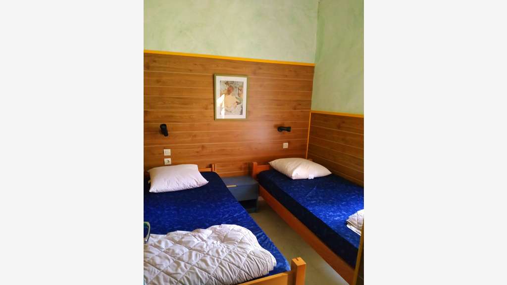Vend FONDS DE COMMERCE camping - restaurant