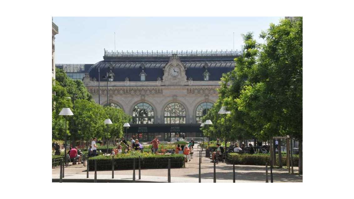 Cède local commercial de 90m² à Lyon Masséna