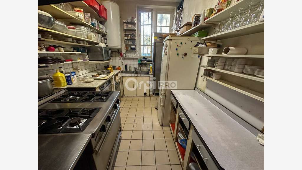 Cession restaurant avec logement à Paris 75012