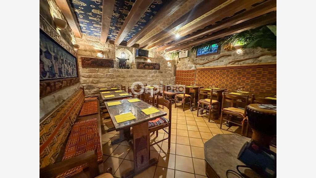 Cession restaurant avec logement à Paris 75012