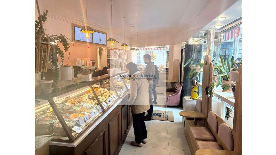 AV boulangerie d'angle quartier résidentiel 75017