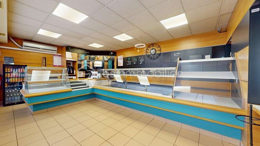 AV boulangerie-pâtisserie proche lycée à Saintes