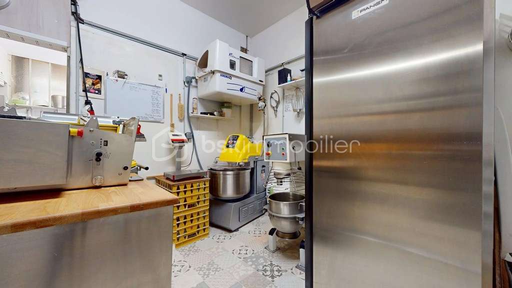 AV boulangerie-pâtisserie proche lycée à Saintes