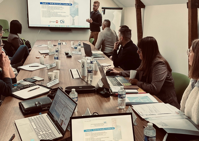 CONFIEZ-NOUS - Confiez-Nous anticipe l’avenir du maintien à domicile et renforce l’accompagnement de ses franchisés