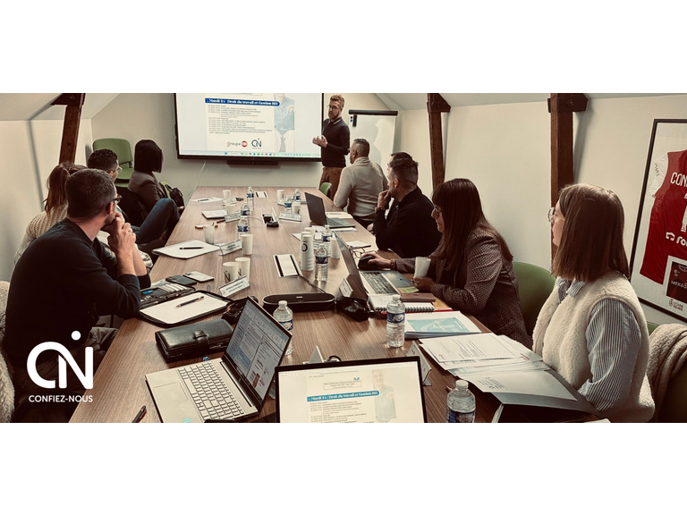 Confiez-Nous anticipe l’avenir du maintien à domicile et renforce l’accompagnement de ses franchisés