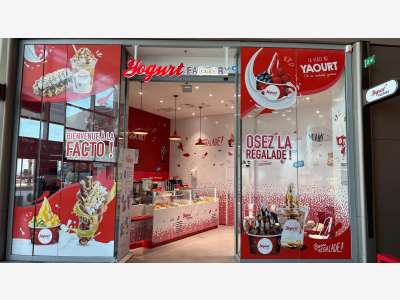 Ouvrez kiosque glace en centre commercial à Lyon