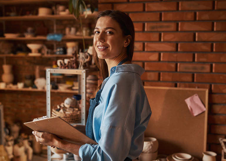 Création en franchise VS création en indépendant : le vrai comparatif chiffré