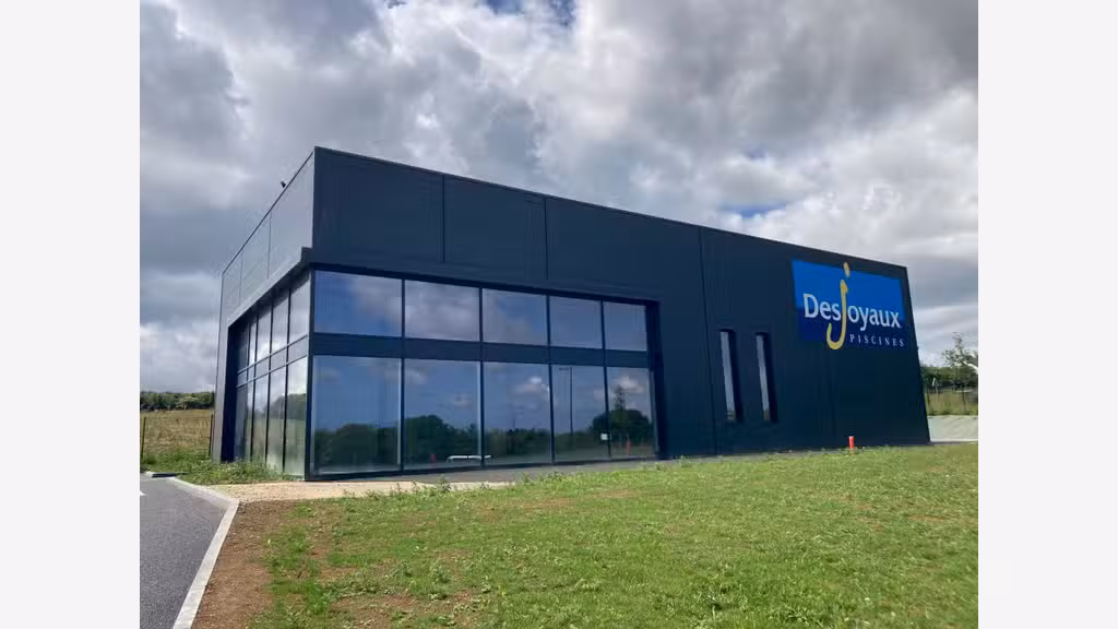 Création d'une concession Piscines Desjoyaux