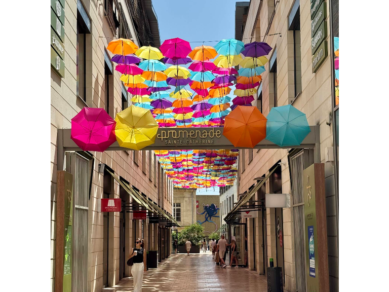 Création La Croissanterie – Ouvrez Promenade Ste-Catherine