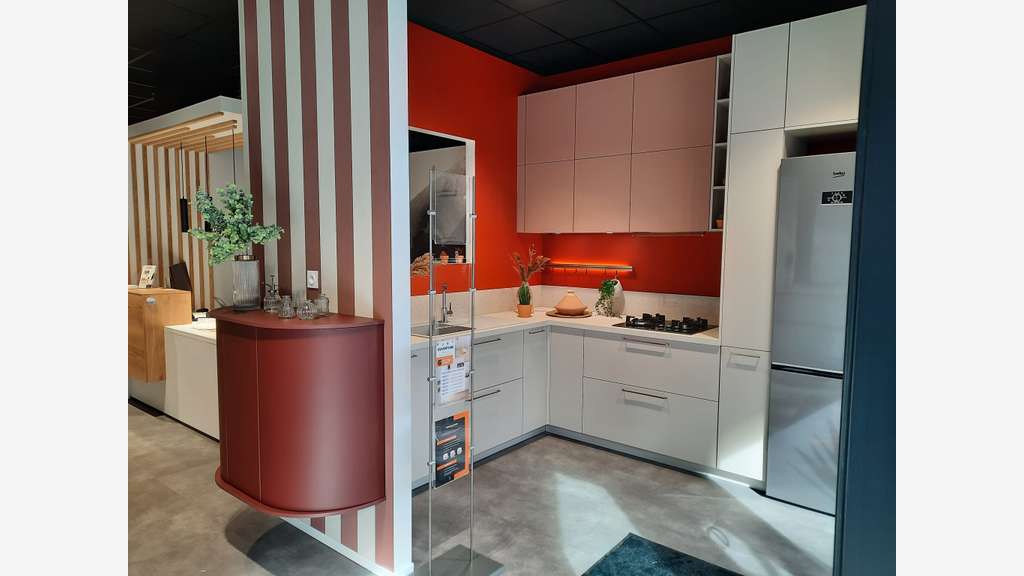Créer votre magasin d'agencement intérieur AvivA