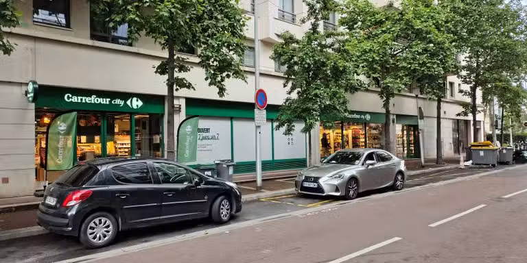 CARREFOUR PROXIMITÉ - De la sélection à l'ouverture : découvrez nos nouveaux locataires-gérants à Issy-les-Moulineaux !
