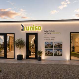 Devenir franchisé UNISO : un accompagnement pensé pour réussir son lancement