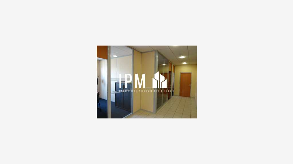 A céder DAB local 205m² Les Pennes Mirabeau