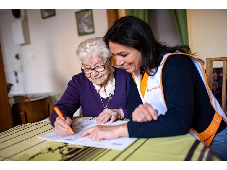 Et si vous rejoigniez la franchise experte de l'aide à domicile ?