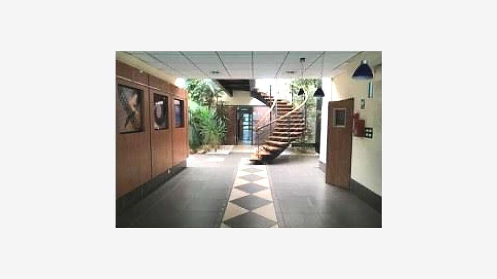 Vente immeuble de bureaux 2350m² Aix-en-Provence