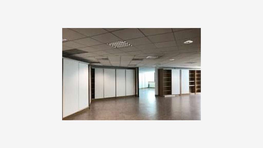 Vente immeuble de bureaux 2350m² Aix-en-Provence