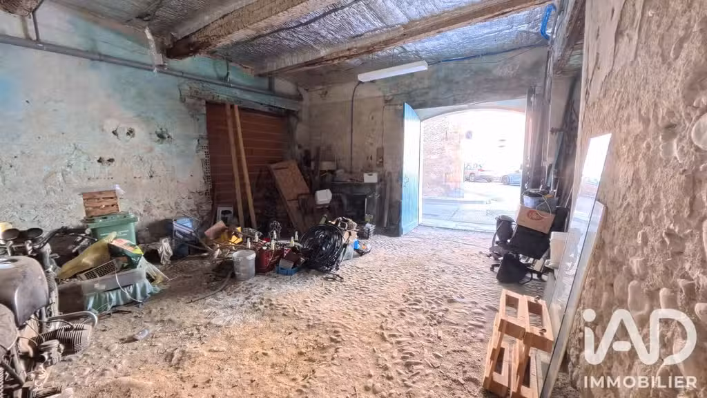 Vente local atelier 89m² à Limoux