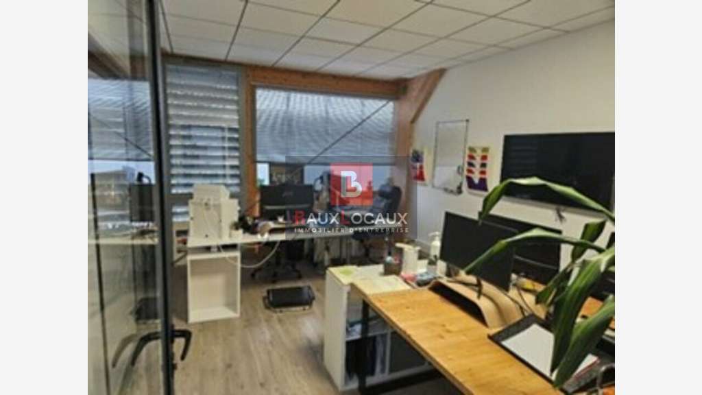 Vente local activités bureaux de 266m² à Avignon
