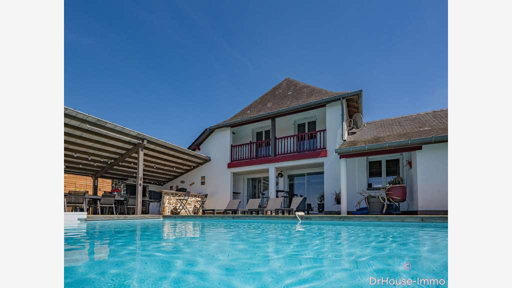 Propriété de prestige fort potentiel touristique