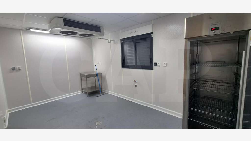 A vendre bâtiment 530m² sur foncier 2000m² à Vitré