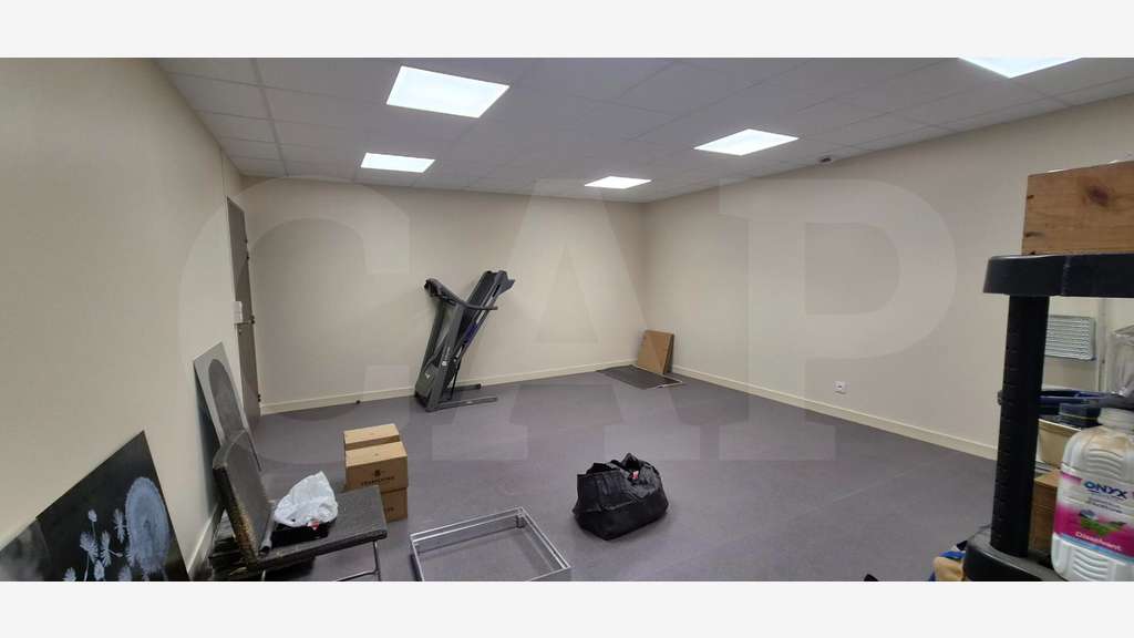 A vendre bâtiment 530m² sur foncier 2000m² à Vitré