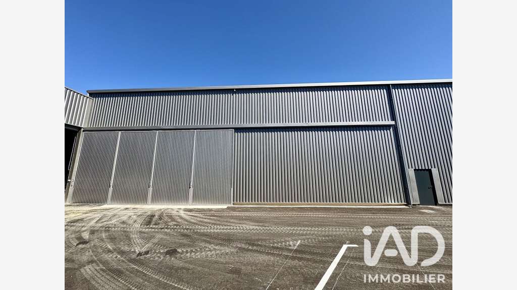 Vente bâtiment industriel 500m² à Orange RN7 