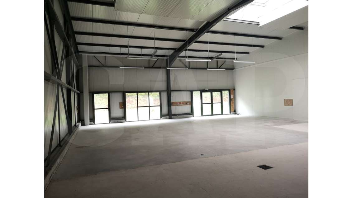 Vente bâtiment neuf 200m² à Camors