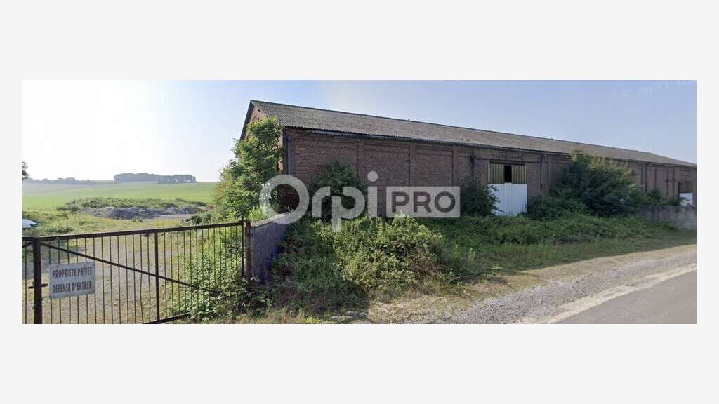 Vente local d'activité 820m² à Sequehart
