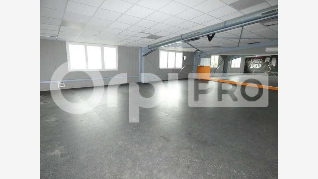 Vente bâtiment commercial de 550m² à Manosque