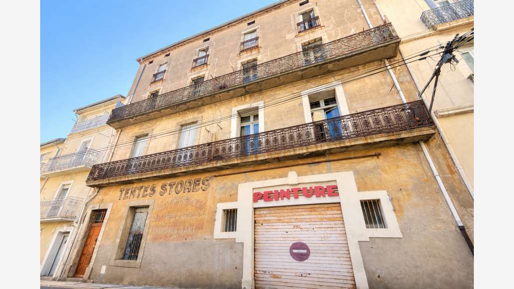 BÉZIERS - IMMEUBLE À RÉNOVER