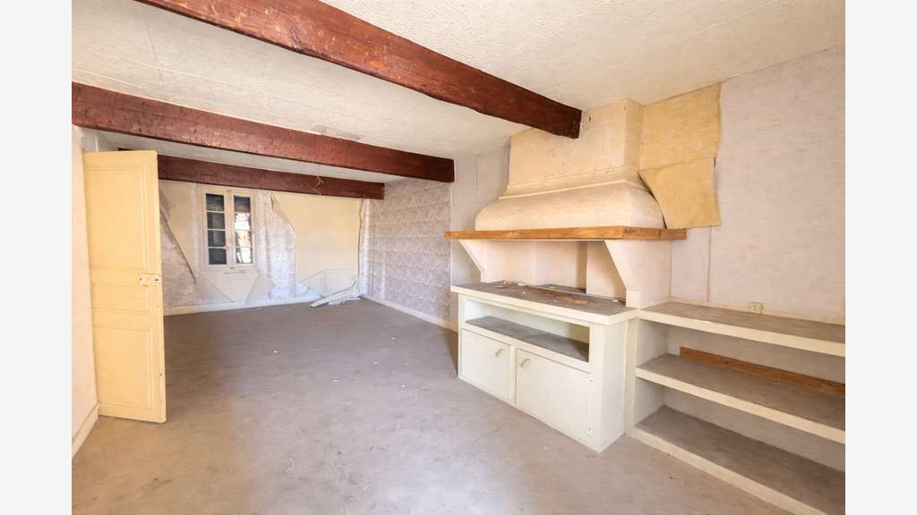 BÉZIERS - IMMEUBLE À RÉNOVER