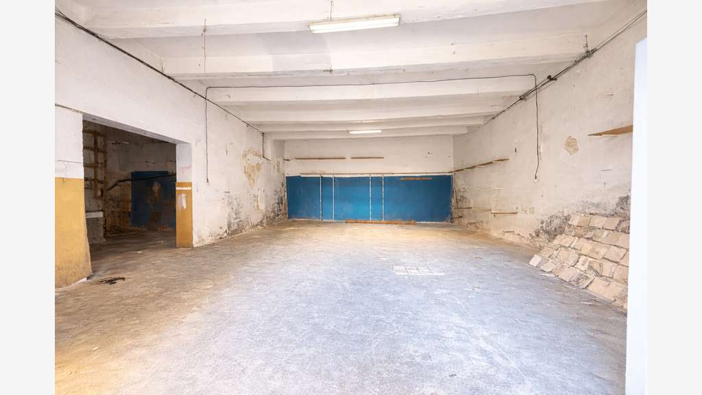 BÉZIERS - IMMEUBLE À RÉNOVER