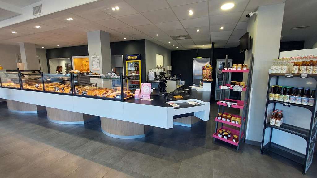 Vente boutique froide en centre ville de Tonneins