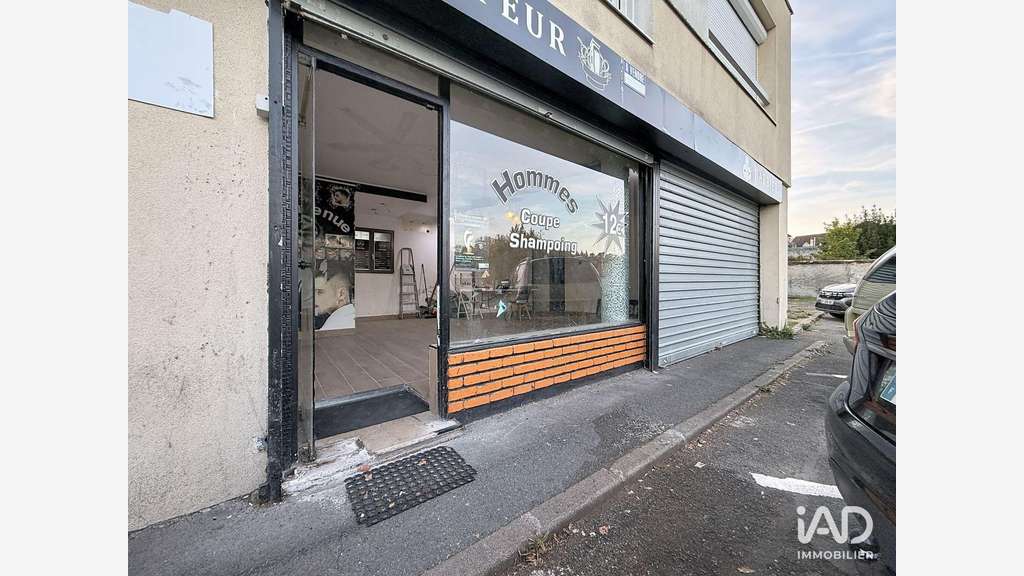 Vente boutique 45m² à Gretz-Armainvilliers