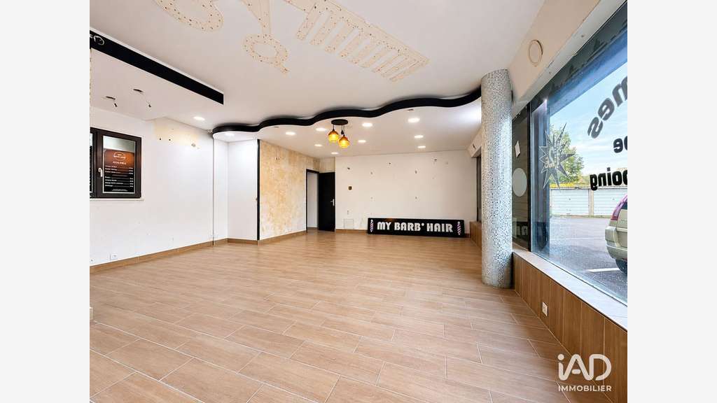Vente boutique 45m² à Gretz-Armainvilliers