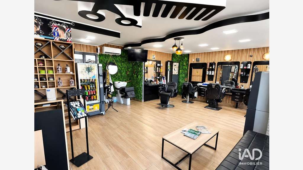 Vente boutique 45m² à Gretz-Armainvilliers