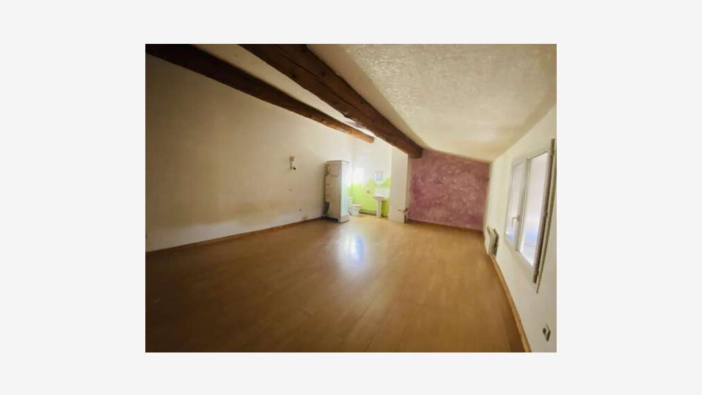 Vente murs 160m² bonne visibilité à Palme