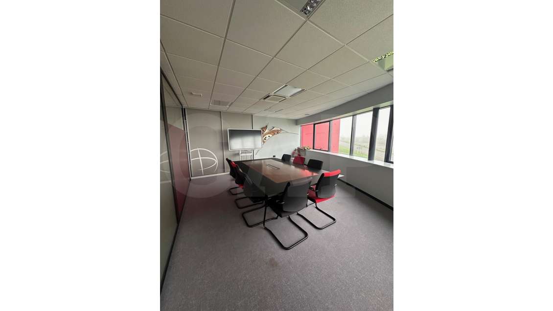 Vente bureau aménagé 210m² à Plérin RN12