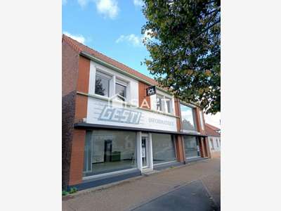 Local commercial modulable de 200 M2 à Arques 