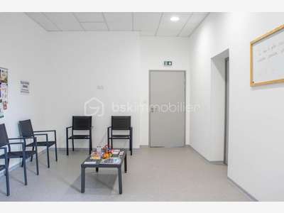 Local de 81 m² pour professionnel de santé
