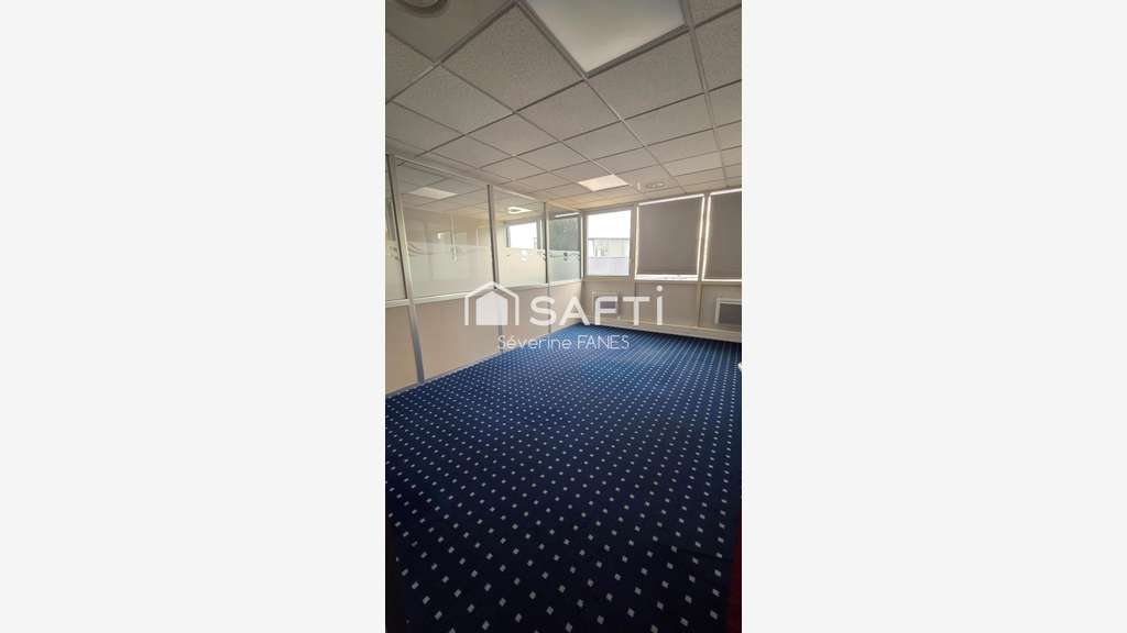 BUREAUX 850 M2 BOIS GUILLAUME